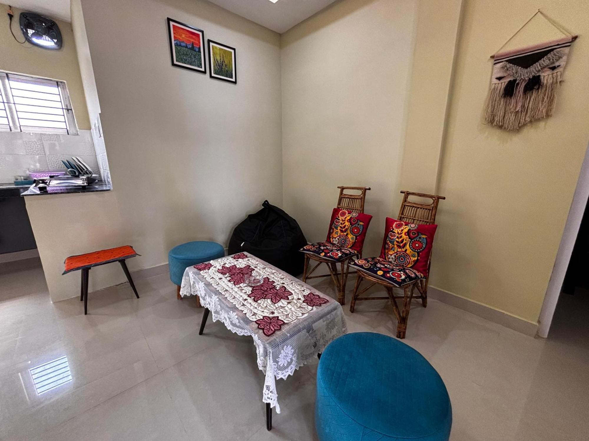 The Gulmohar Inn グワーハーティー エクステリア 写真